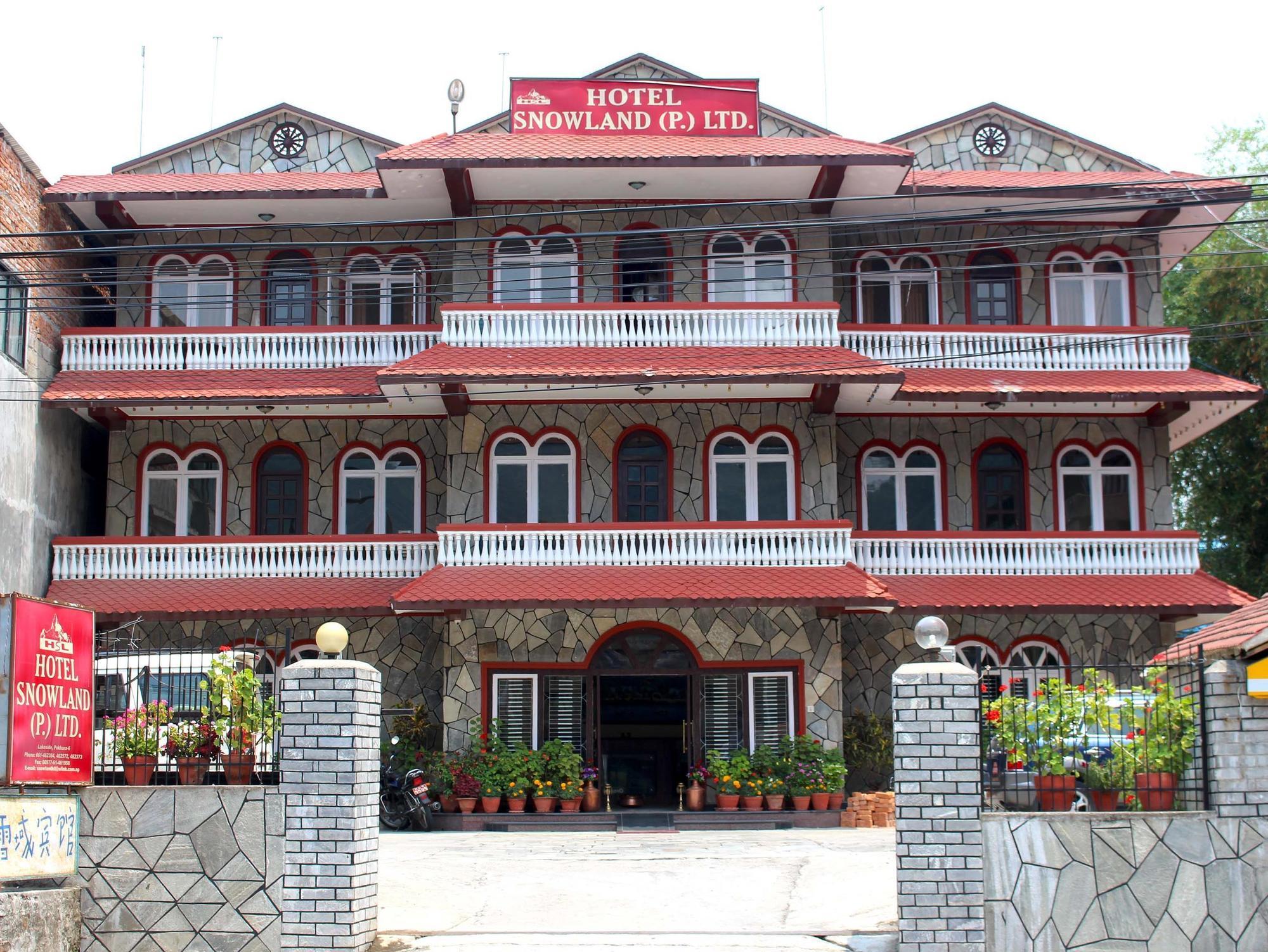 Hotel Snowland Pokhara Buitenkant foto